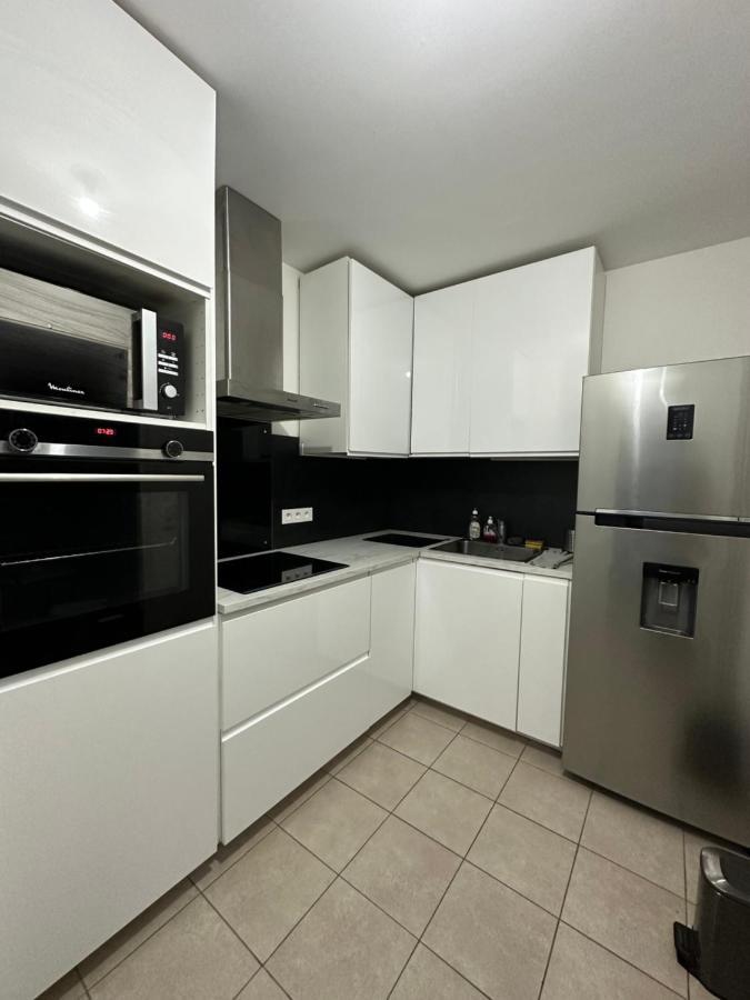 Logement La Courneuve-Aubervilliers Rerb Exterior foto